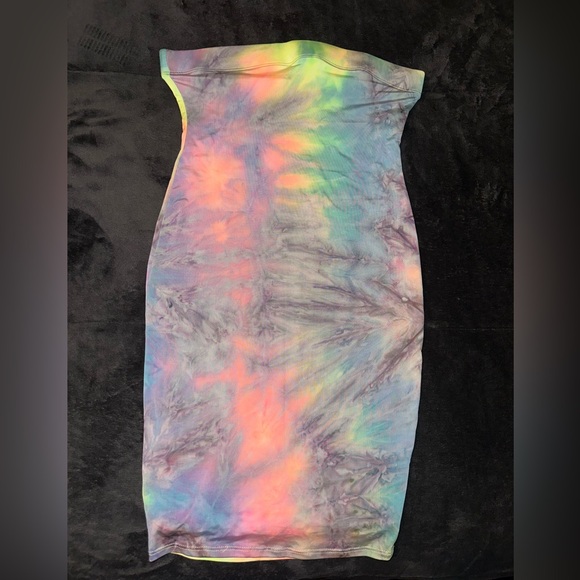 Fashion Nova "Full Spectrum Tie-Dye Mini Dress - Multicolor" - Size M - Picture 6 of 6